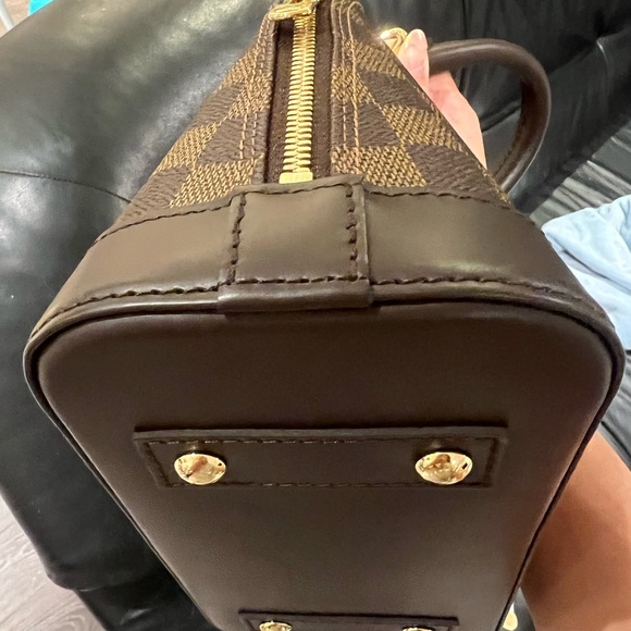 Louis Vuitton Alma BB in Damier Ebene - Picture 10 of 11